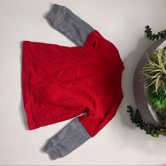 Carter’s Santa marvel Spider-Man 12 month Bundle of 2 baby boy T-shirts - Picture 5 of 9